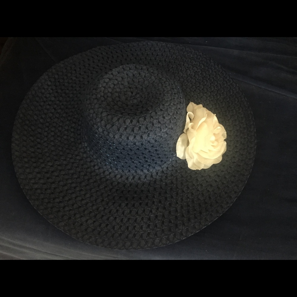 Big hat!